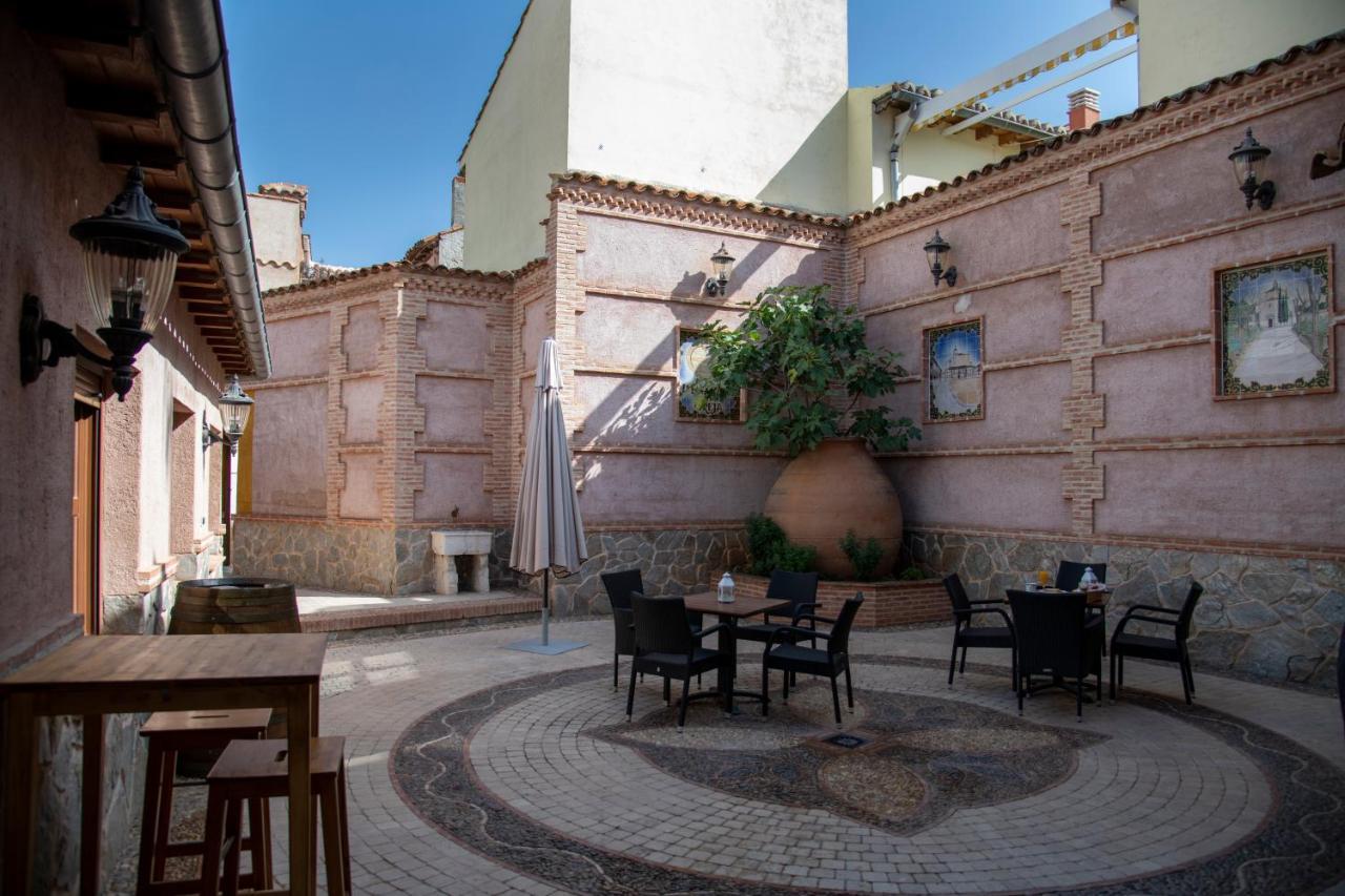 La Encomienda De Oreja Colmenar de Oreja Exterior foto